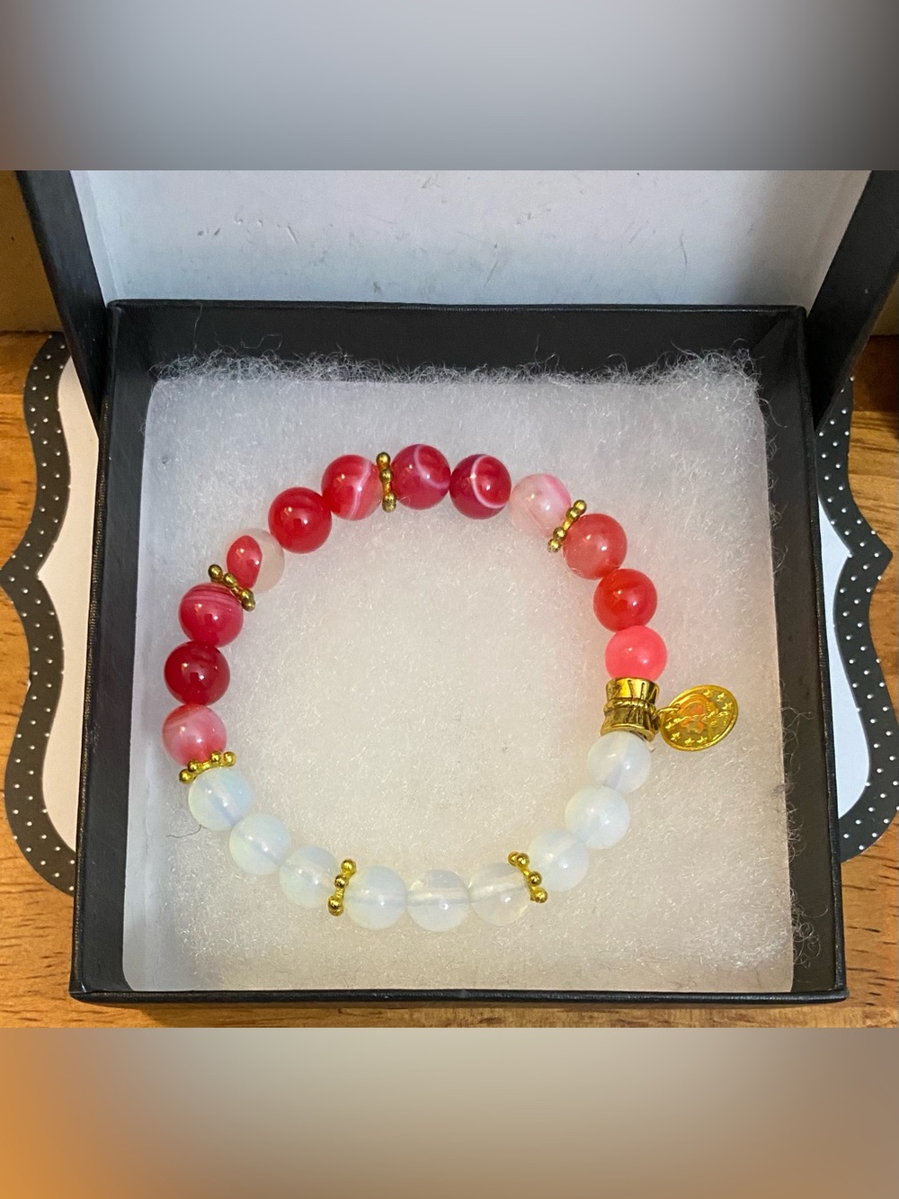 NEW Genuine Moonstone & Agate stretch bracelet